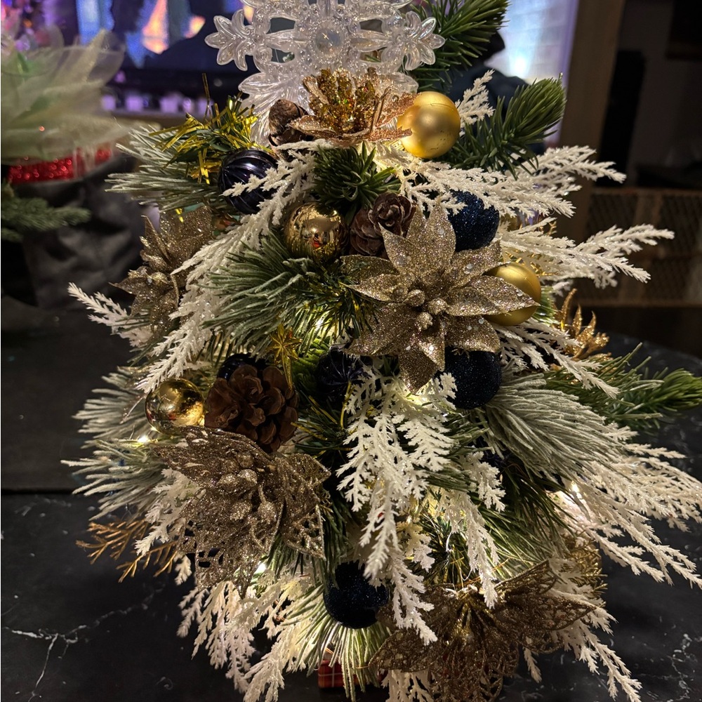 Gold and Green Holiday Tabletop Tree